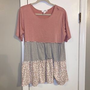 Perfectly Priscilla Size XL beautiful layer look top